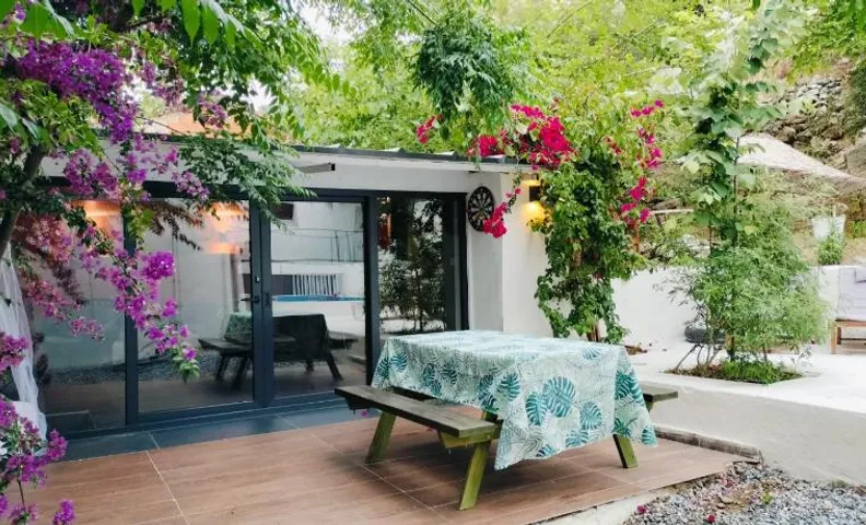 BayKus Guesthouse-Konukevi