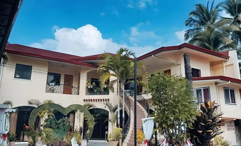 Ladolcevita Inland Resort