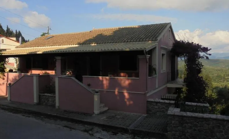 Hillsidehouse