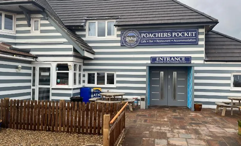 Poachers Pocket Seaview