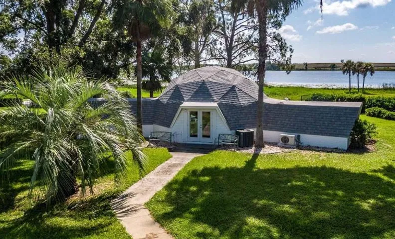 Lakeside Dome Retreat with Sun Deck & Lake Views | 2BR Rental in Clermont, Florida