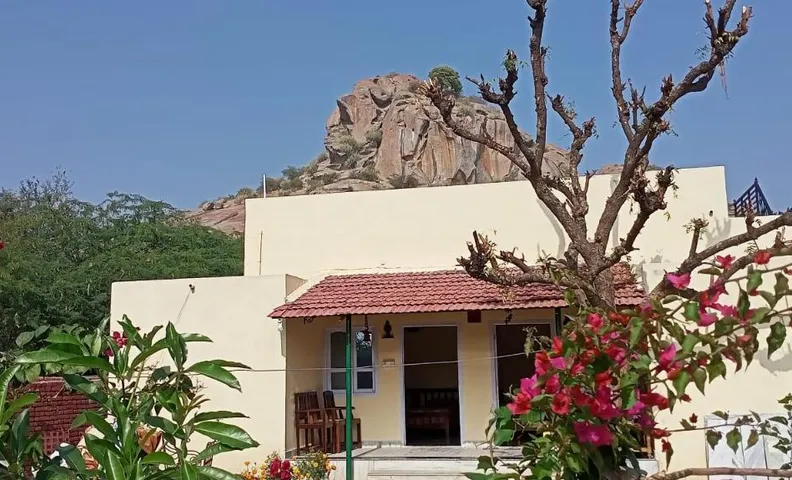[location not yet specified]의 프라이빗 하우스 (200m², 침실 2개, 프라이빗 욕실 2개)