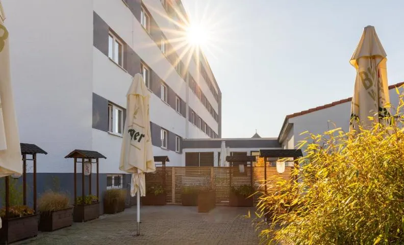 Hotel 22