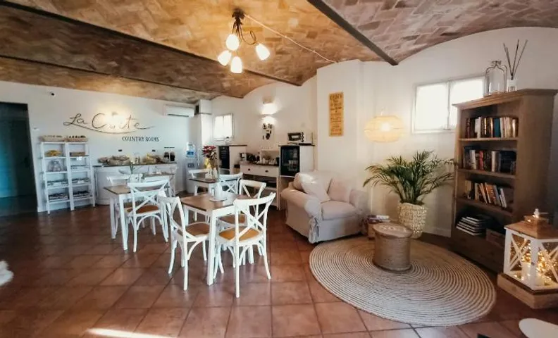 La Corte Country Rooms