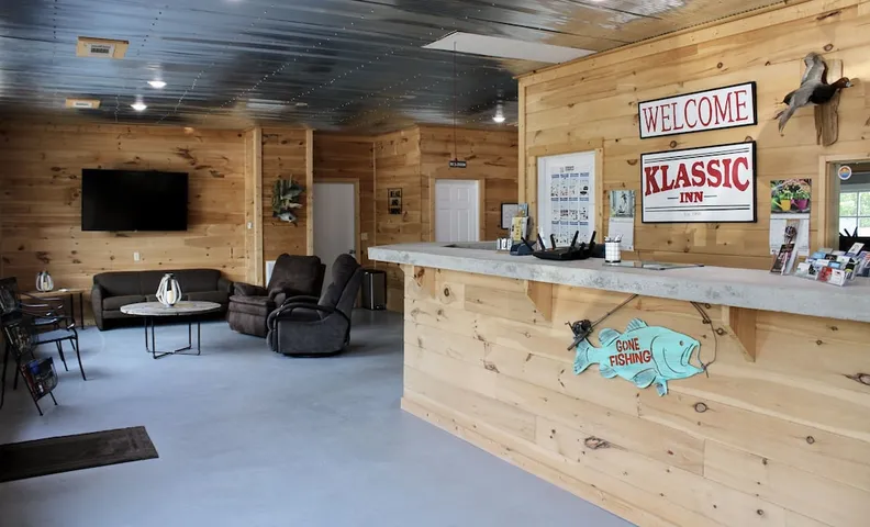 The Klassic Inn