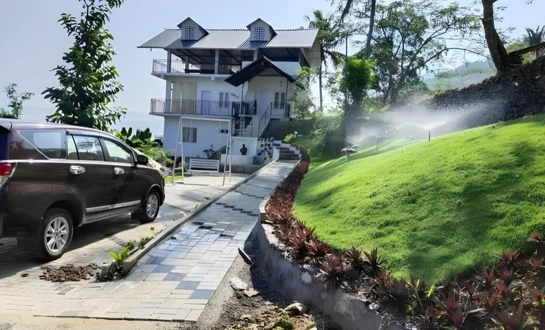 Mist farm house