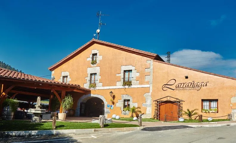 Hotel Larranaga