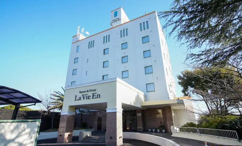 HOTEL LAVIEN