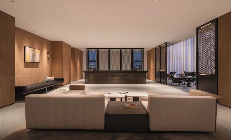 크라운 플라자 페낭 스트레이츠 시티 바이 IHG