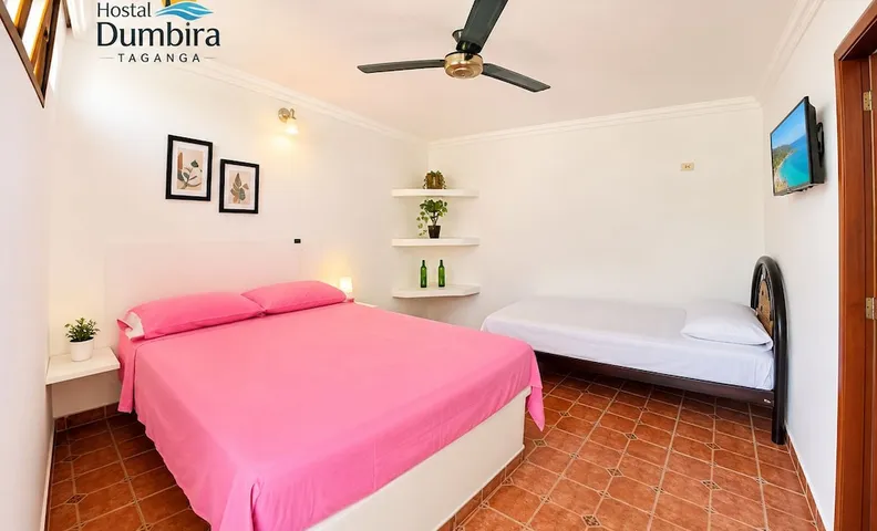 Dumbira Hostal