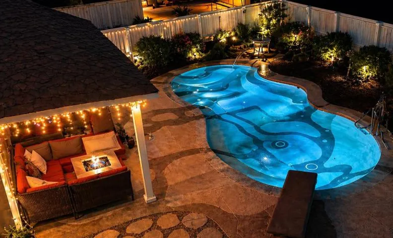 Grandridge Meadows Retreat - Heated Pool and Spa