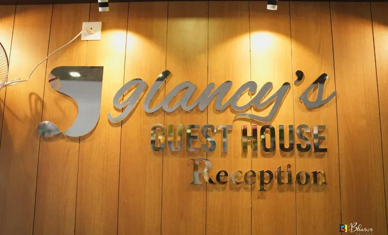 GLANCY'S GUEST HOUSE
