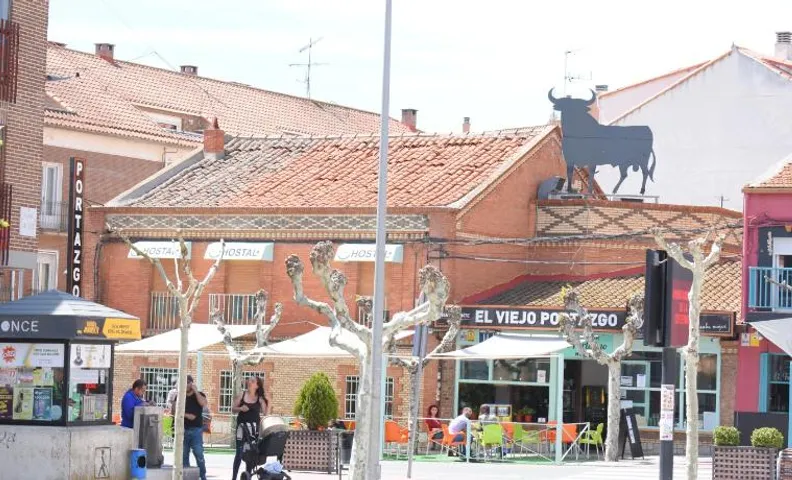 El Portazgo Restaurante Hostal La Cisterniga
