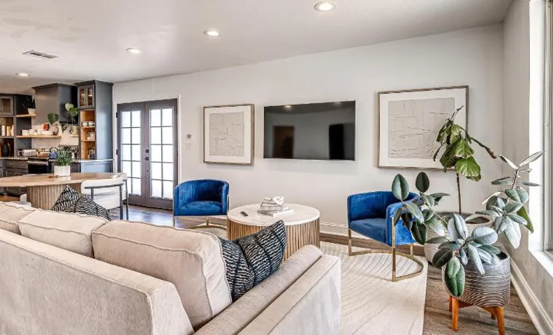 Casa Rivera Spotless Pet Friendly Home 8 Min to Downtown