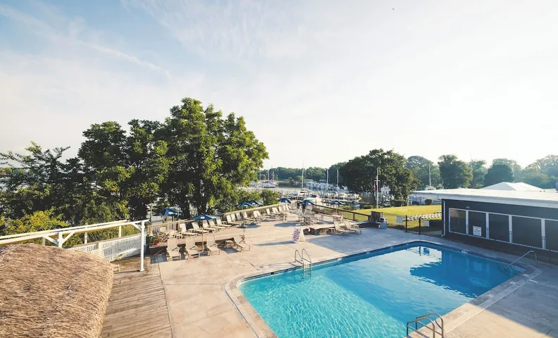 The Lodge at Great Oak Landing