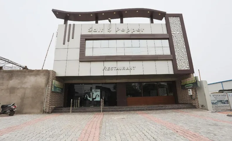 Hotel O salt and pepper restaurant and hotel