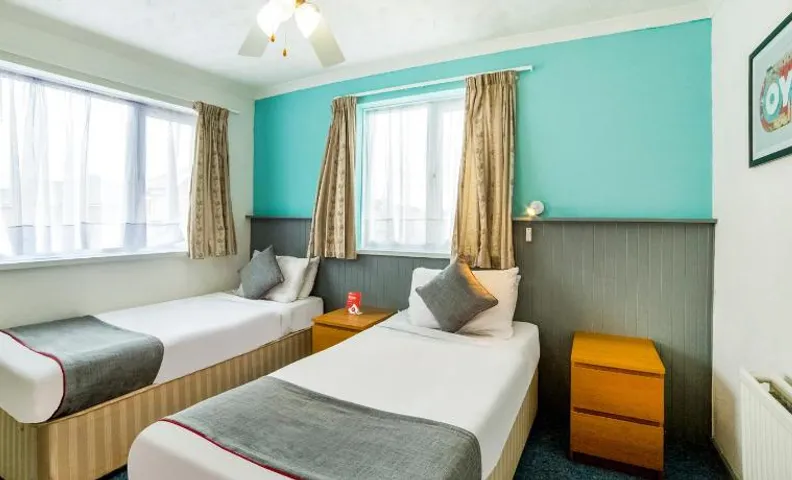 Marina Hotel