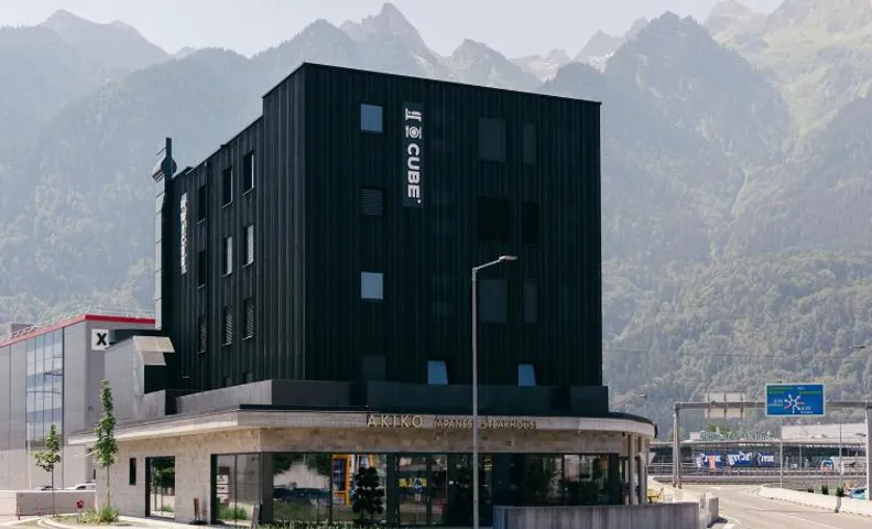 CUBE Alpine Stay