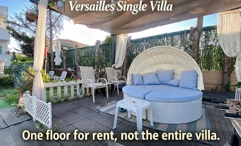 Versailles One Villa one-story suite