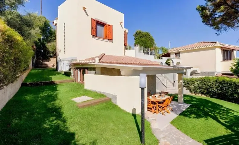 Le Pavoncelle Home Holiday