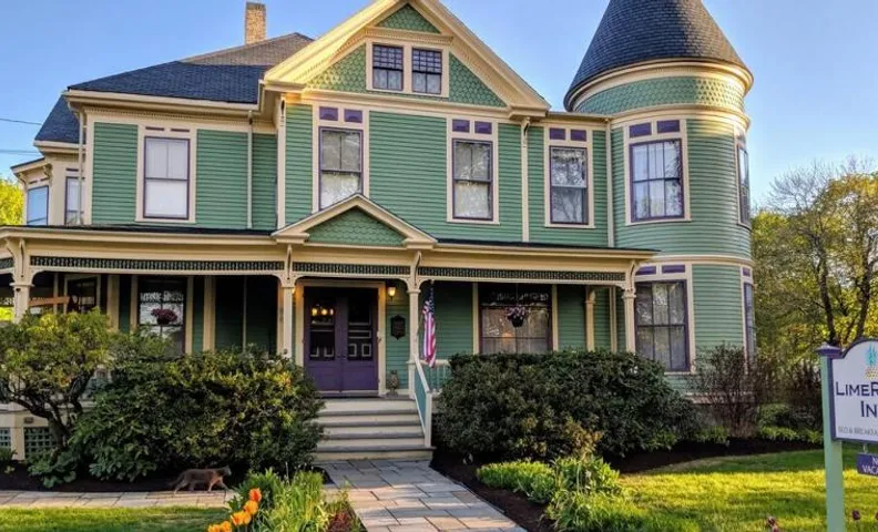 LimeRock Inn