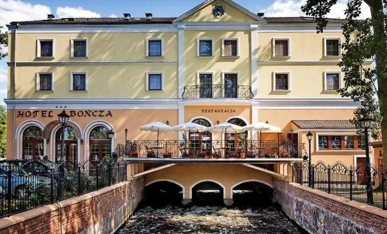 Hotel Boncza