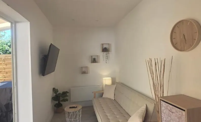 Maison cosy avec grande terrasse privative