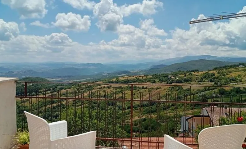 La Bella Vista