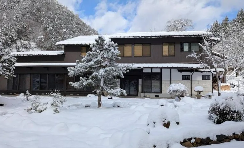 民宿 四季の里 - Gujo Shiki no Sato
