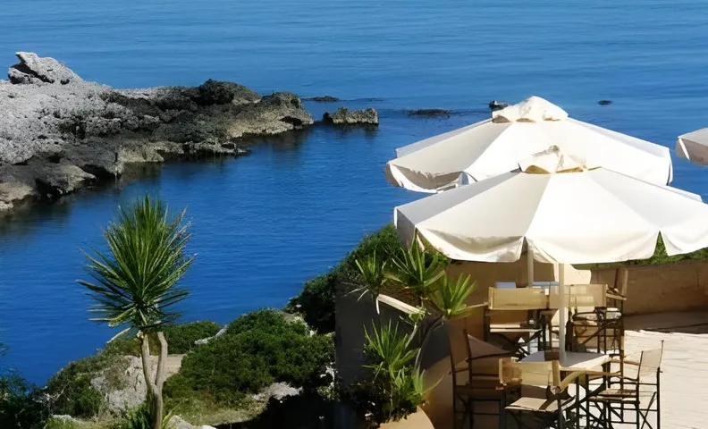 Giorgi's Blue Apartments