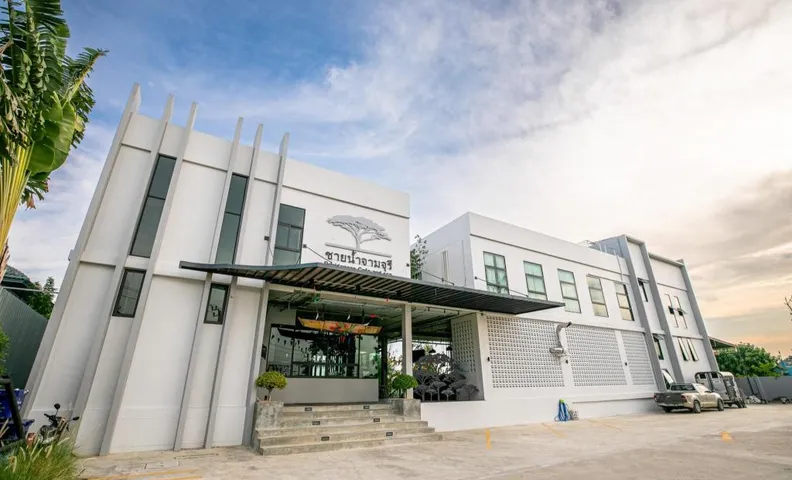 Chainam-Charmchuree residences cafe and spa