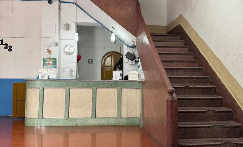호텔 모랄레스 인