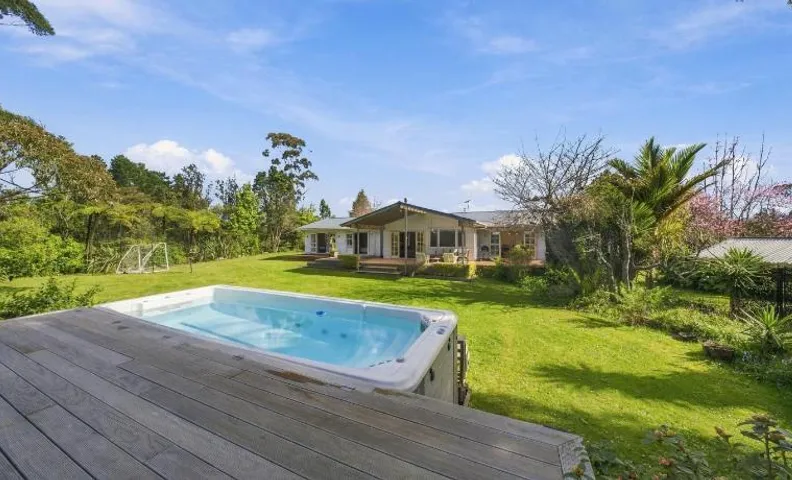 Tauranga Home - Swimming spapool