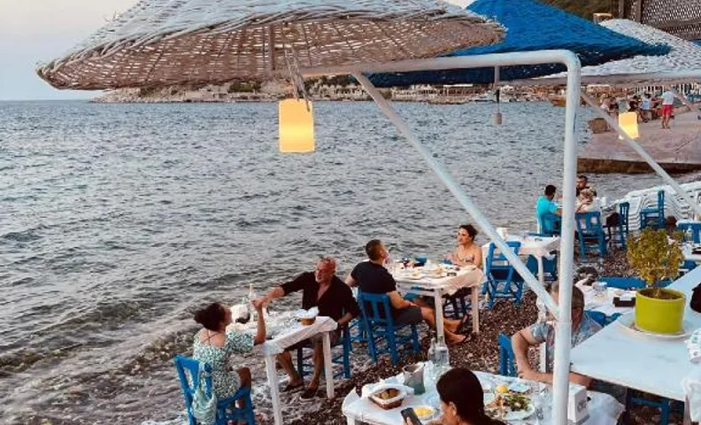Giritli Rum Meyhanesi & Butik Otel