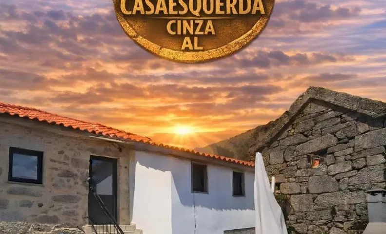Casaesquerda Cinza