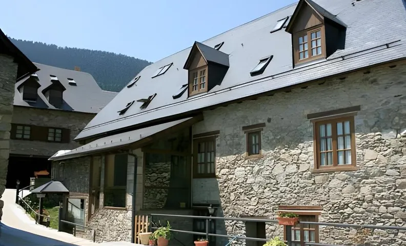 Hotel Co De Pierra