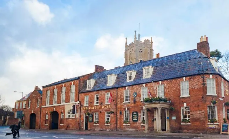 Castle Hotel