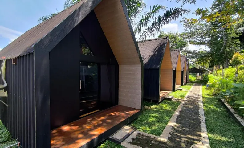 Senja Kita Glamping