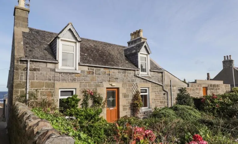 19 Reidhaven Street