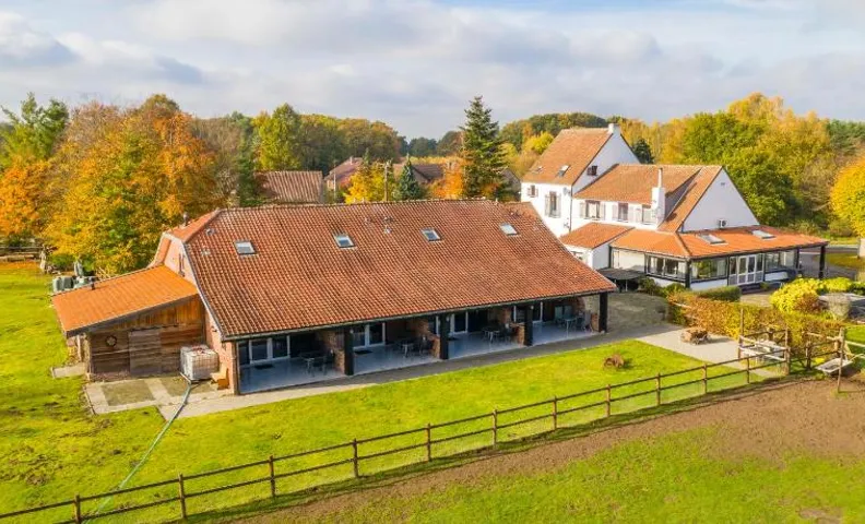 B&B Coachman's still
