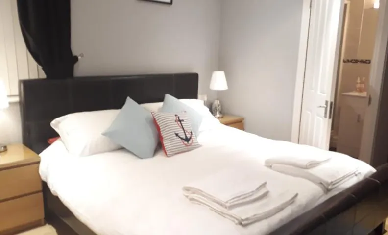 Coast 77 B&B