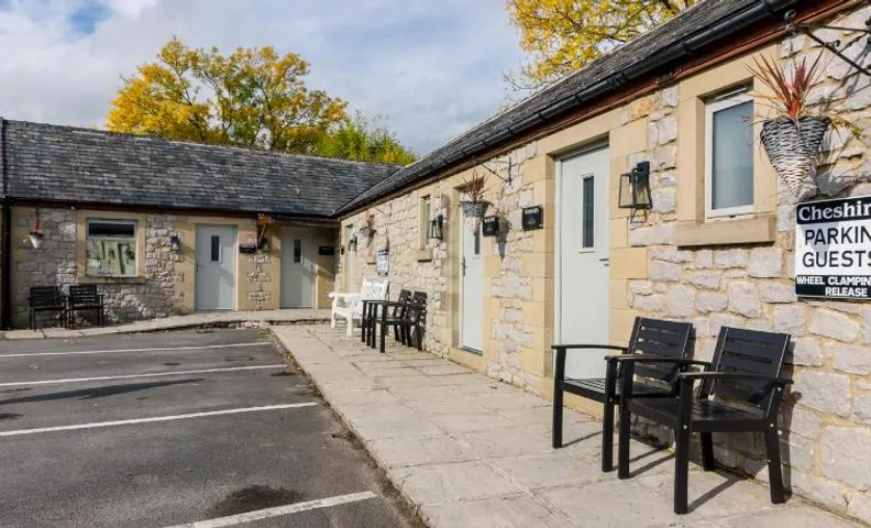 Cheshire Mews