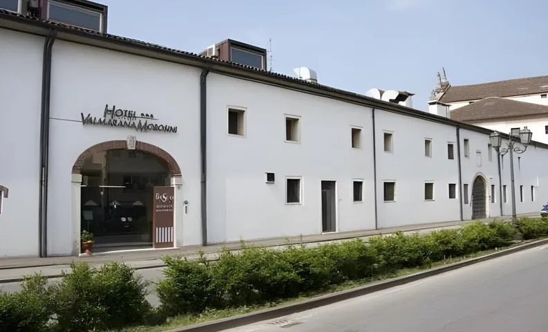 Valmarana Morosini Hotel