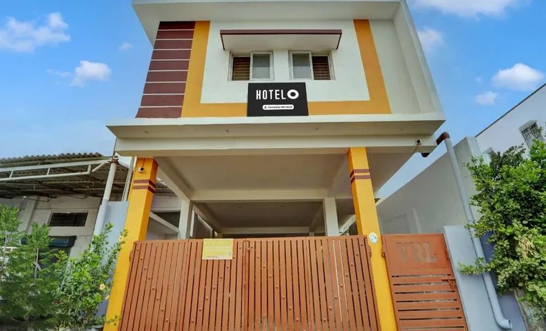 Super Hotel O Jaganath Nagar Near Hopes College