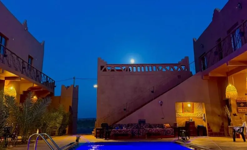 Dar Talmoudi ,Traditional Riad, Local Food, Camel , Desert Excursions