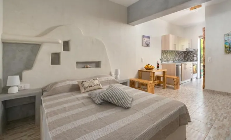 Christos studios and family apartments