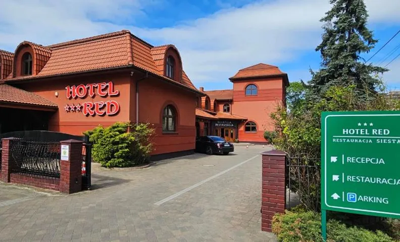 Hotel RED