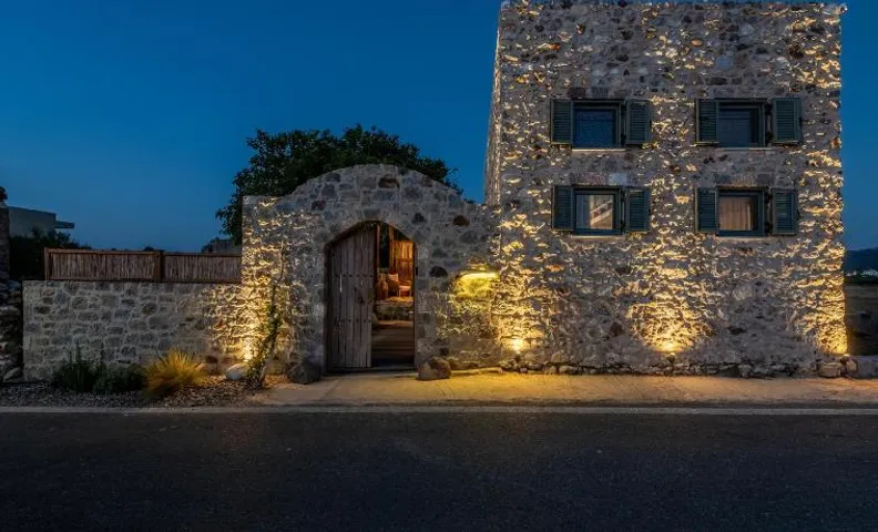 Sole & Pietra Luxury Villa