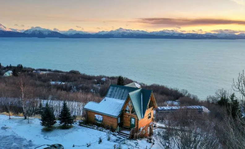 Alaska Adventure Cabins
