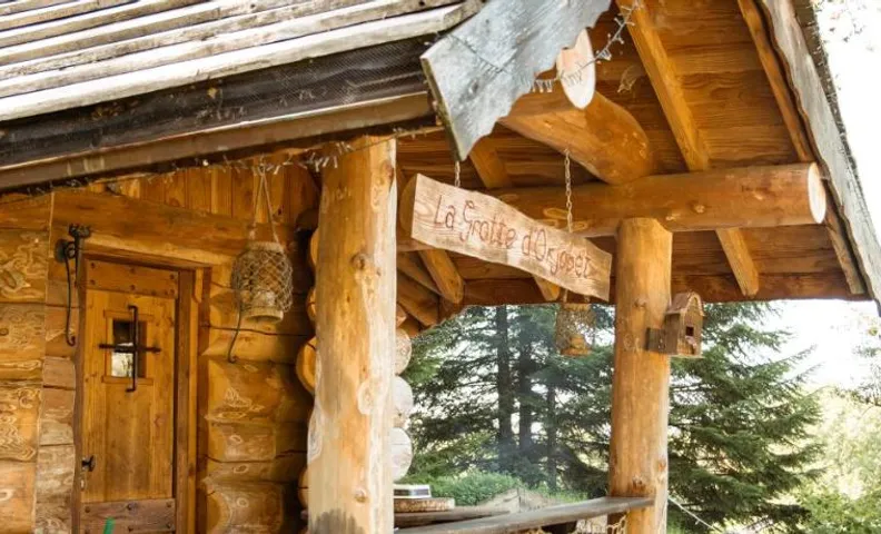 Les Cabanes Du Saleve